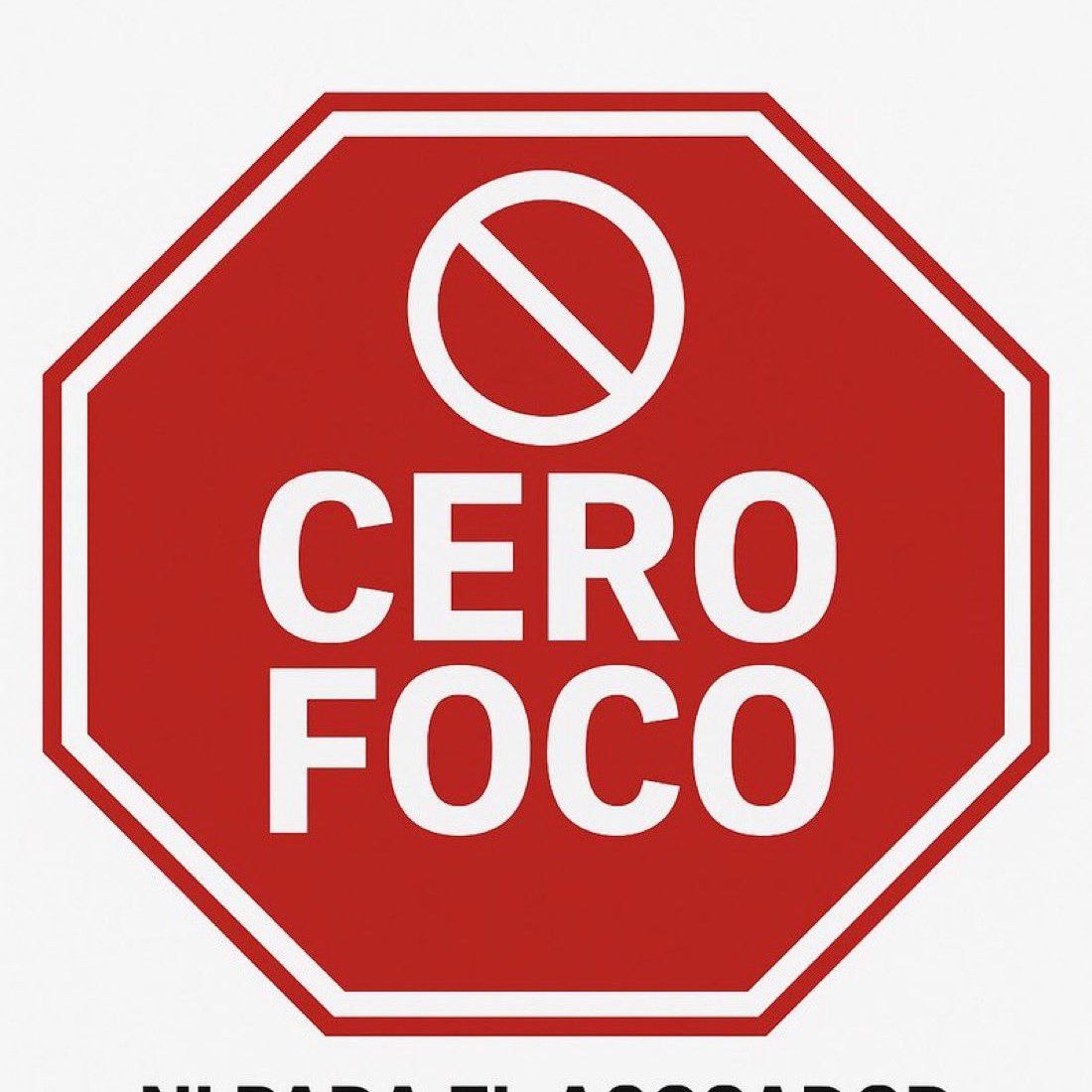 opinandodiario's tweet image. Cómo fans de #AriadnaGutierrez veo innecesario mezclar a personas que no tienen que ver en lo absoluto con ella

Si se quisiera dar más importancia a ella como su &quot;gran fans&quot; solo se hablará de ella en su participación de #GalaVogue en el #DistritoModa