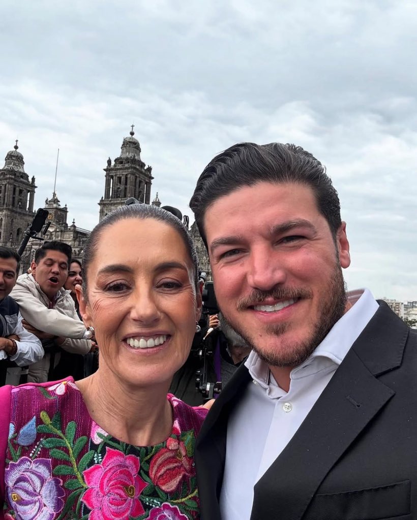samuel_garcias's tweet photo. Estimada PresidentA con A. 

Quiero extender una sincera felicitación en nombre del Gobierno del Estado y del pueblo de Nuevo León.

Reconozco y valoro enormemente su incansable labor al frente de nuestro país. Su liderazgo y compromiso han sido fundamentales para impulsar el desarrollo y el bienestar de México.

De manera particular, deseo expresarle mi más profundo agradecimiento por el constante apoyo y la invaluable colaboración que hemos recibido de su administración para los diversos proyectos estratégicos en Nuevo León. 

Que este nuevo año de vida esté lleno de éxitos y satisfacciones en el ámbito profesional y personal.

Nos vemos el jueves. 

SALUDOS.