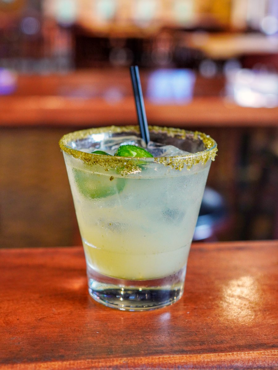 Cheers to #MargaritaMonday! 🍹Unwind with a $6 house margarita, all day long! 🎉