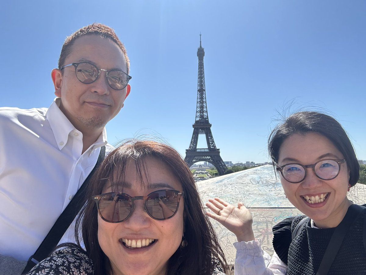 Hiroesax's tweet photo. 良い天気☀️パリ観光楽しい🗼🇫🇷 https://t.co/WN5Cyg9ntf