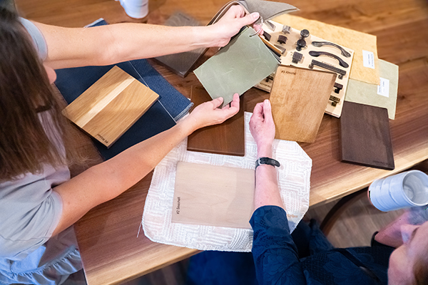 Amish Furniture tweet media