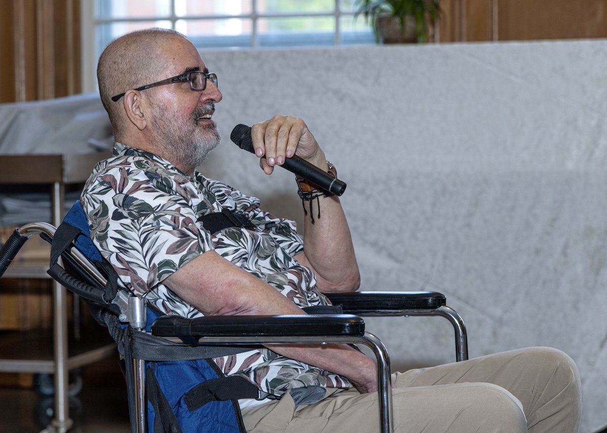 At a special retirement celebration in Cole Hall, we honoured Teri Groves (19 yrs), Nick Tsioros (31 yrs), and Stephen Kimmerer (41 yrs), who together gave 91 years of service to SAC. We thank them for their dedication and wish them all the best in retirement!