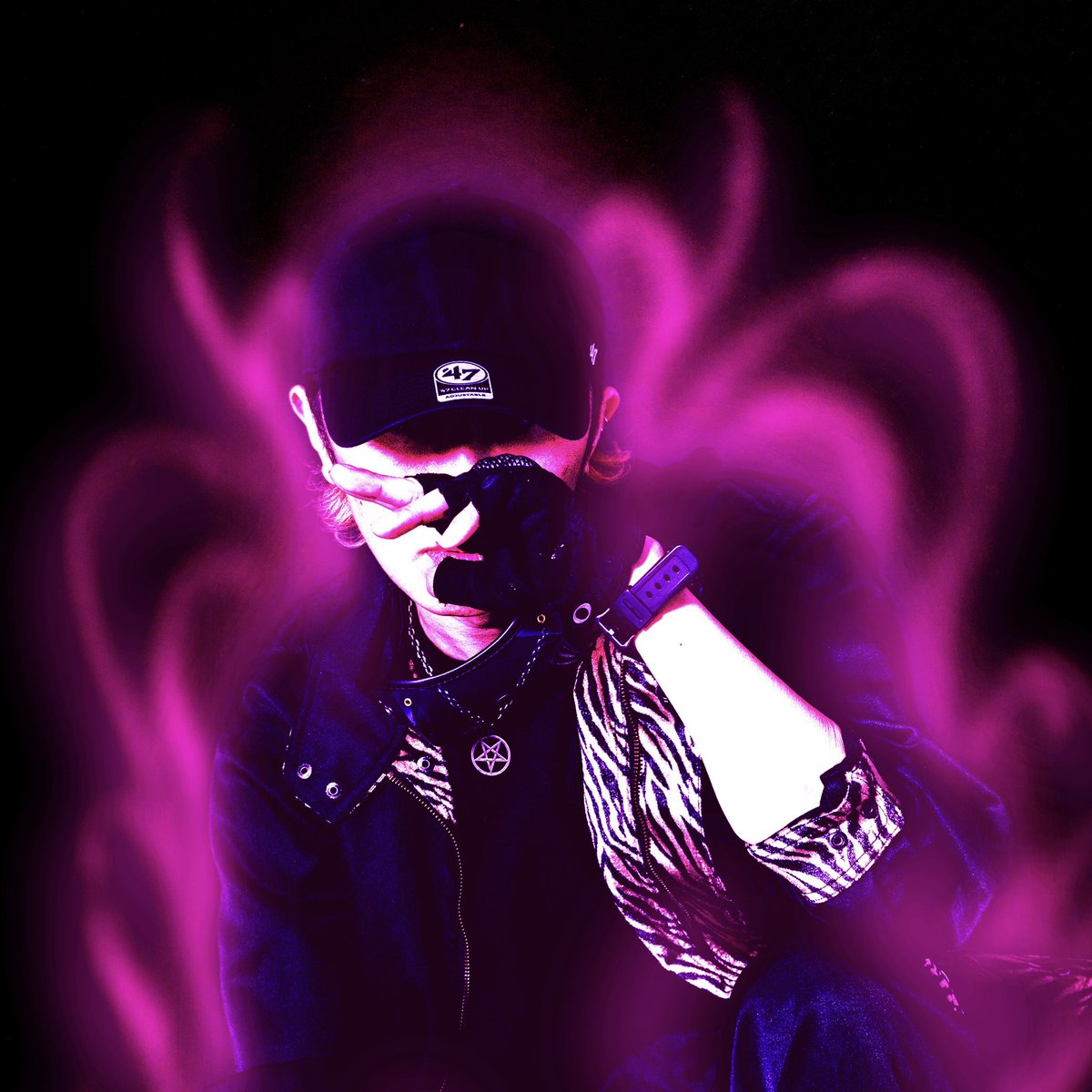 B_U_D_D_Y_'s tweet photo. 【【【NEWリリース】】】

BUDDY - Get Low (Prod.Sam is Ohm @samisohm ) 

Special Artwork.KUDAN ( @kudan_jp )

↓↓↓↓↓
ココから聴ける!!!!
https://t.co/FH9Np6iIWN https://t.co/VOyEKkdVWU
