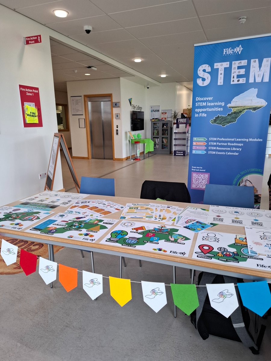 STEMFife's tweet image. Great to be working with partners promoting #STEM @fifecollege Levenmouth campus today as part of the Community STEM Event.