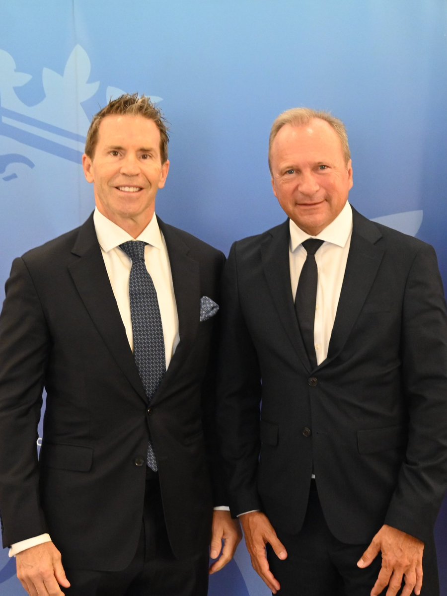 Gilles Roth (@rothgilles) on Twitter photo Great meeting with <a href="/daviderutter1/">David E Rutter</a>, CEO of <a href="/inside_r3/">R3</a>, in Luxembourg.
We discussed the future of #financialservices, #DLT, and the importance of an open #EUSingleMarket.
Shared our initiatives for #digitalfinance and support for a #digitaleuro. Great meeting with <a href="/daviderutter1/">David E Rutter</a>, CEO of <a href="/inside_r3/">R3</a>, in Luxembourg.
We discussed the future of #financialservices, #DLT, and the importance of an open #EUSingleMarket.
Shared our initiatives for #digitalfinance and support for a #digitaleuro.