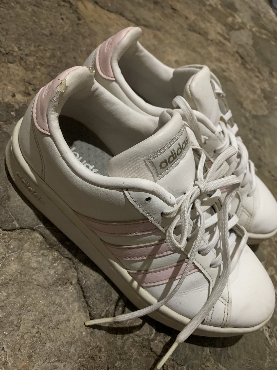 infinesmen's tweet photo. wts sneakers adidas women
Bekasi, bisa oren
💸:200k
#wts #sneakerspreloved #preloved https://t.co/ty4jhaOWcB