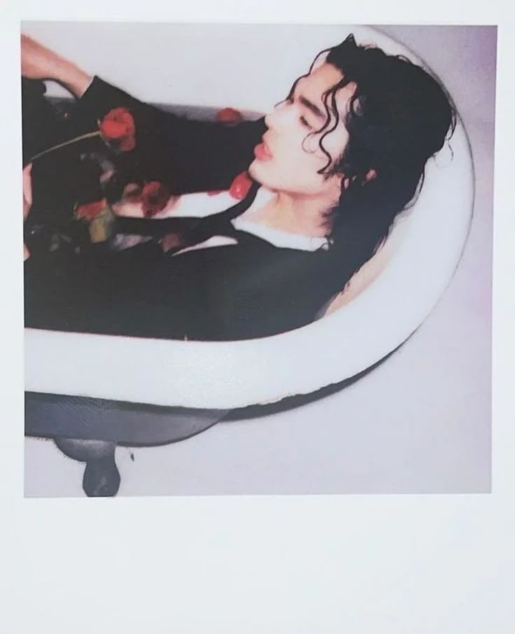 conangrayid's tweet photo. HAPPY 3 YEARS SUPERACHE
🌹 https://t.co/Ej0USWNe9H