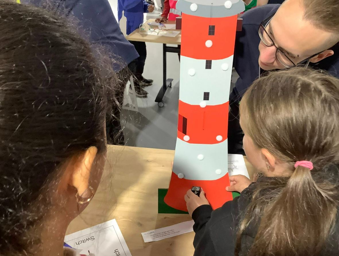 🚀 Our Year 5/6 students had an amazing time at the Babcock Festival of Engineering!
Thank you @Babcock for inspiring our future engineers! #STEM #FutureEngineers