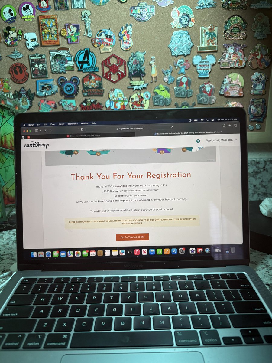 parksandprotein's tweet image. Aaaannnnnd it’s official 😅

All signed up for the Disney Fairy Tale Challenge!!

This has been a huge bucket list check for me. I’m a weird mix of excited and intimidated!

Now I guess I have to get back in shape…

#rundisney #disney #fairytalechallenge