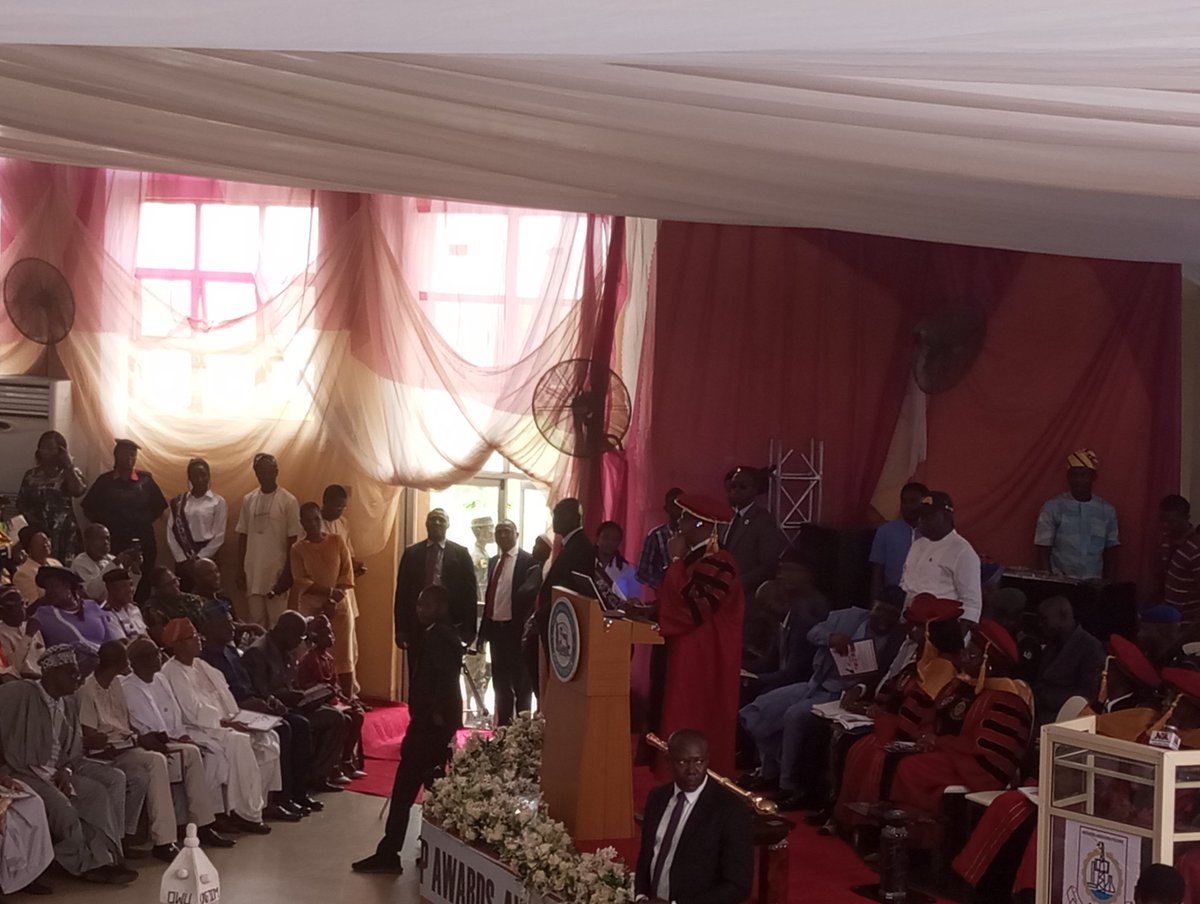 PressClubMAPOLY's tweet image. The governor of Ogun State, Prince Dapo Abiodun, his deputy, Engineer Noimot Salako-Oyedele among other distinguished personalities have graced Moshood Abiola Polytechnic MAPOLY’s 15th combined convocation.
.
.
Read more via the link on the bio
#pressclubmapoly
#Mapolyconvocation