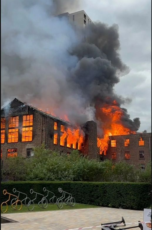 Manchester's earliest surviving textile mill, Medlock Mill has mysteriously burnt down overnight.

It's yet another mill fire where development and listing are being proposed for an historic building which then burns down..
