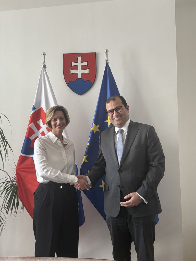 Pleasure meeting Madam Miroslava Vozaryova, Secretary General <a href="/SlovakiaMFA/">Slovakia MFA 🇸🇰</a>. Fruitful discussion; looking forward for more engagements 🇯🇴 🇸🇰