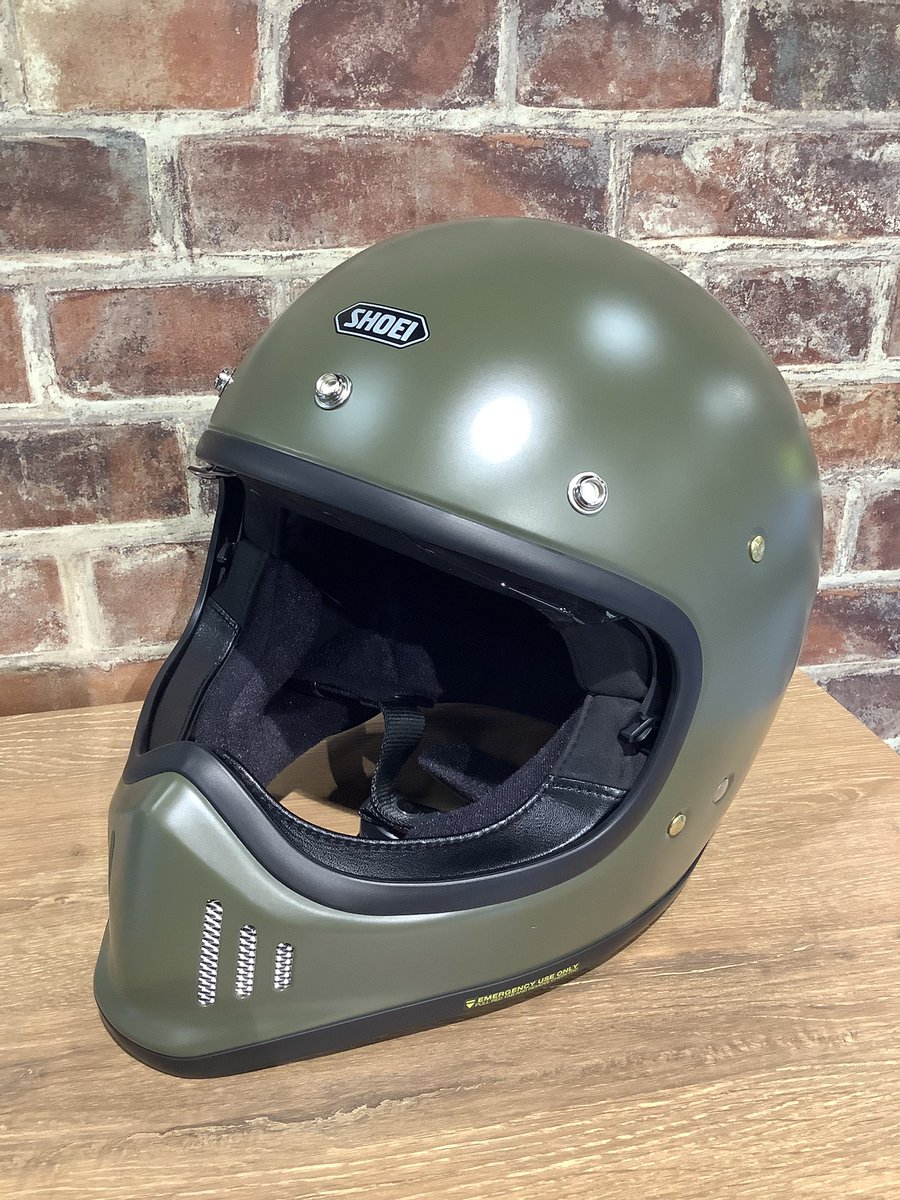 SHOEI #EXZERO 新色 モスグリーンが発売されました🙌 かっこいいカラー