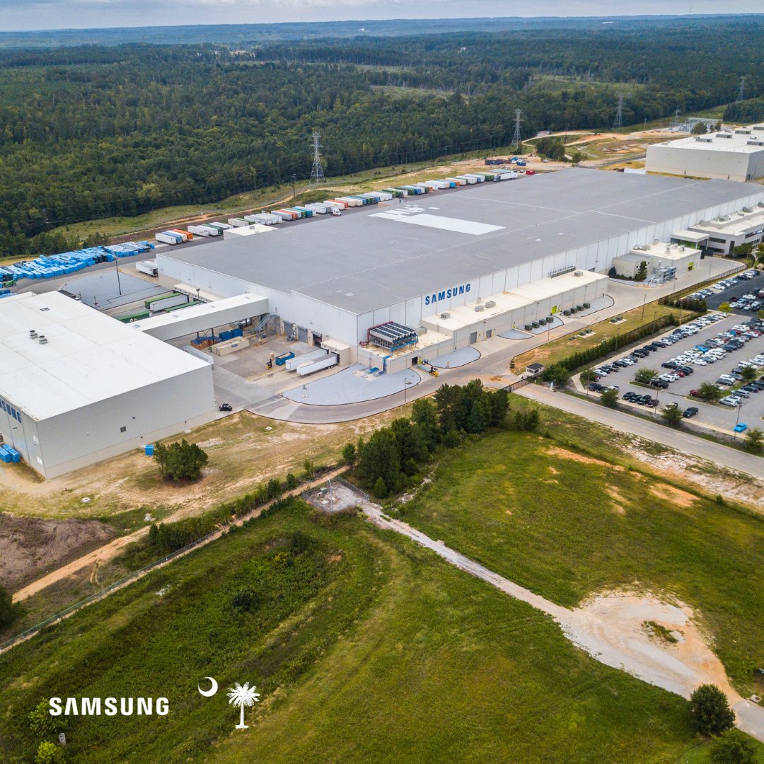 SamsungSC's tweet image. What does it mean to build locally? For our team at Samsung, it means more than manufacturing washing machines—it means helping power our local economy right here in Newberry County.

#MadeInNewberry #SamsungSC