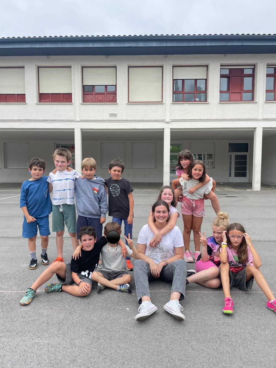 🍓 Atzo hasi ziren 2025eko udalekuak. Lehenengoa, urtero legez, Udan Olgetan izan da.
🥳 Ondo pasatu, hezi eta euskaraz aritzeko gune ederrak izan daitezela aurten ere.