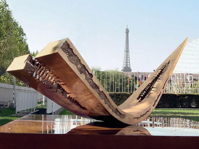 Italy at UNESCO (@italyatunesco) on Twitter photo Questa Rappresentanza si unisce al cordoglio per la scomparsa di Arnaldo Pomodoro, la cui opera, universalmente riconosciuta, arricchisce anche la collezione permanente dell’<a href="/UNESCO/">UNESCO 🏛️ #Education #Sciences #Culture 🇺🇳</a> a Parigi con la scultura Freccia. #ArnaldoPomodoro #UNESCO Questa Rappresentanza si unisce al cordoglio per la scomparsa di Arnaldo Pomodoro, la cui opera, universalmente riconosciuta, arricchisce anche la collezione permanente dell’<a href="/UNESCO/">UNESCO 🏛️ #Education #Sciences #Culture 🇺🇳</a> a Parigi con la scultura Freccia. #ArnaldoPomodoro #UNESCO