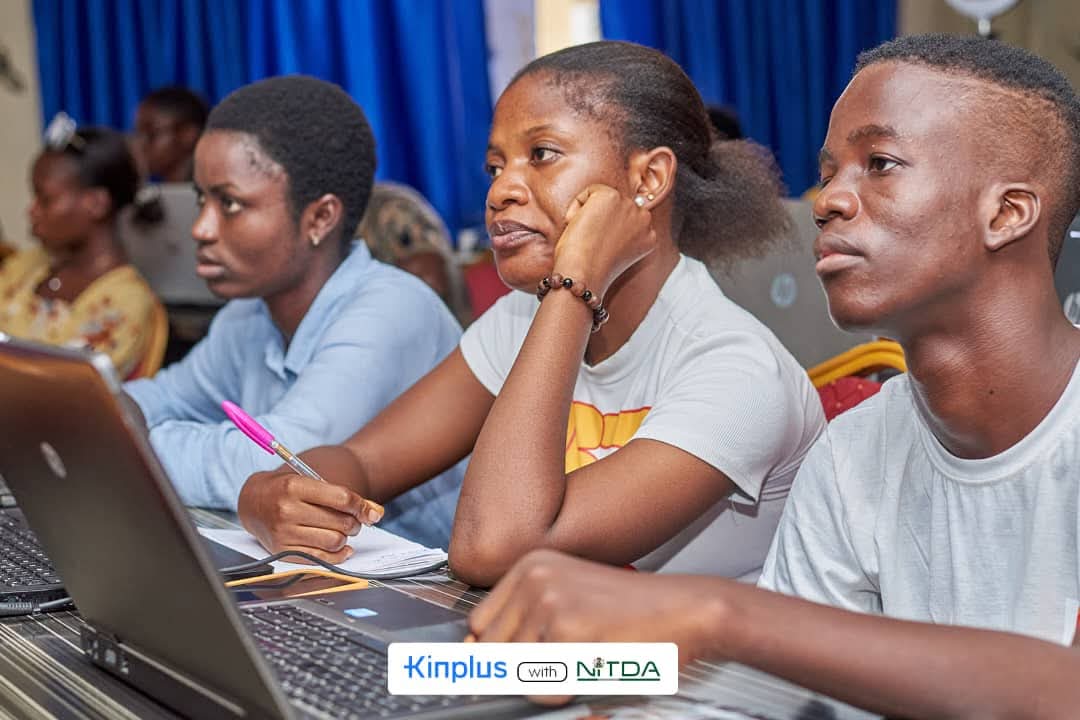 kinplustech's tweet image. Throwback! 📸 
Check out these vibrant moments from our NITDA tech training at our hub. These photos truly show our hands-on environment.
Join us: kinplusgroup.com/trainings
#TechTraining #KinplusTechnologies #NITDA #SkillDevelopment #NigeriaTech #FutureBuilders