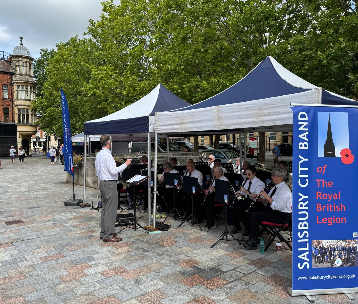 EntrainSpace's tweet image. Our Veterans Ambassador Kenny represented Entrain Space at this year's @ArmedForcesDay event in Salisbury on Sunday – here’s some pics he took of setting up and other scenes from the day, including an appearance by the Salisbury Giant (who knew?)! Always a great opportunity to…