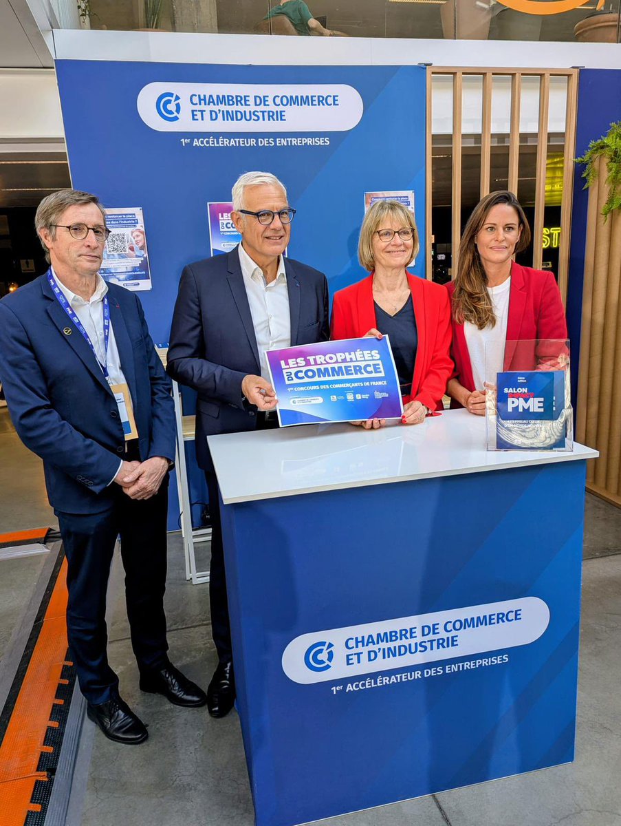CCI France 🇫🇷🇪🇺 (@ccifrance) on Twitter photo 🔵 Rdv le 7 juillet avec Madame la Ministre <a href="/VeroLouwagie/">Véronique Louwagie</a> et <a href="/DiCrescenzo_A/">Alain DI CRESCENZO</a> , Président <a href="/ccifrance/">CCI France 🇫🇷🇪🇺</a> , pour la finale des #Trophéesducommerce2025 . 🛍️
<a href="/Economie_Gouv/">Ministère de l'Économie et des Finances</a> #commerces 🔵 Rdv le 7 juillet avec Madame la Ministre <a href="/VeroLouwagie/">Véronique Louwagie</a> et <a href="/DiCrescenzo_A/">Alain DI CRESCENZO</a> , Président <a href="/ccifrance/">CCI France 🇫🇷🇪🇺</a> , pour la finale des #Trophéesducommerce2025 . 🛍️
<a href="/Economie_Gouv/">Ministère de l'Économie et des Finances</a> #commerces