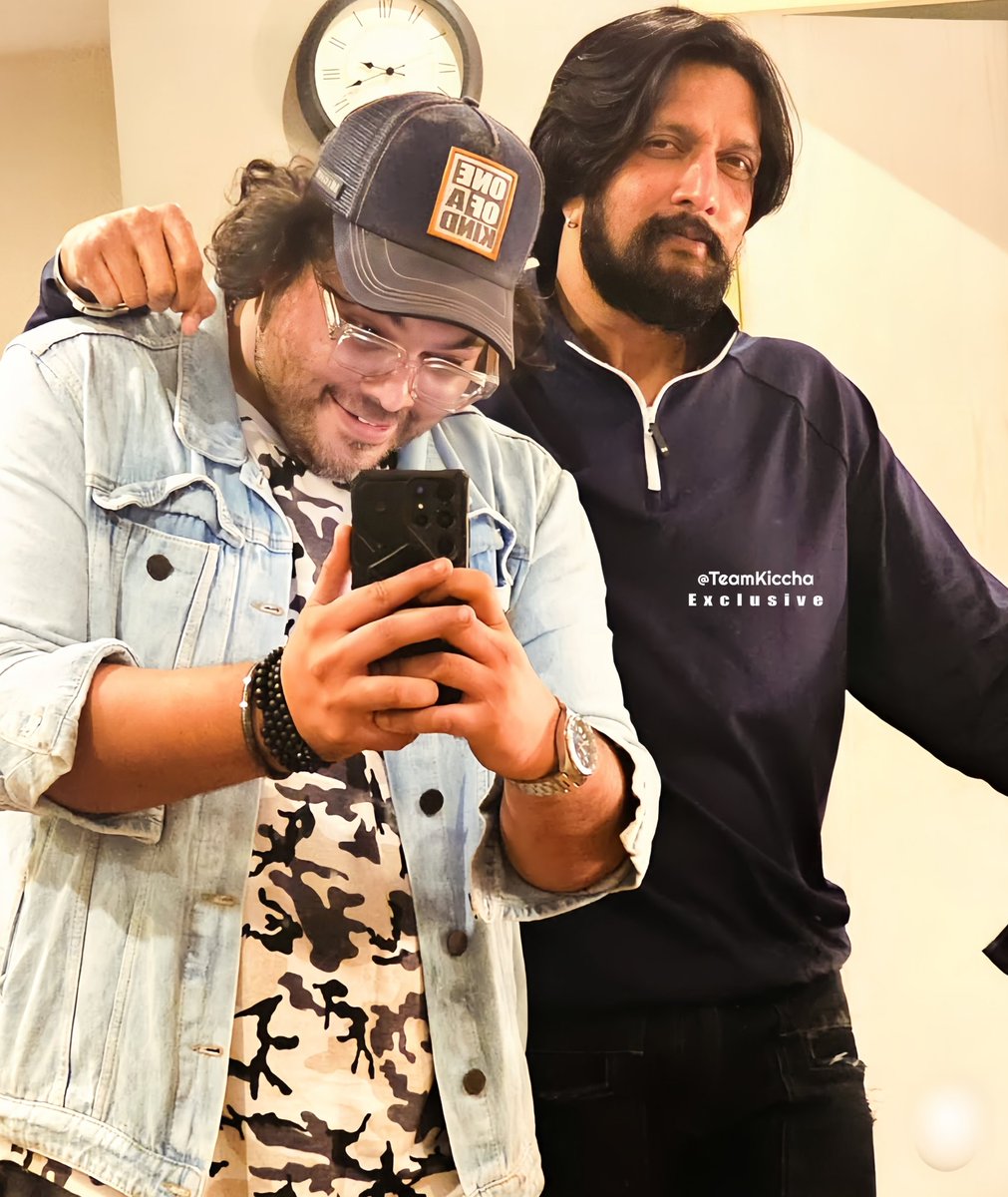 Team Kiccha Sudeep ® (@teamkiccha) on Twitter photo • 52 Loading... But The Swag Is Still Stuck At 25 🔥 <a href="/KicchaSudeep/">Kichcha Sudeepa</a> ❤️
#KicchaSudeep #BillaRangaBaasha • 52 Loading... But The Swag Is Still Stuck At 25 🔥 <a href="/KicchaSudeep/">Kichcha Sudeepa</a> ❤️
#KicchaSudeep #BillaRangaBaasha