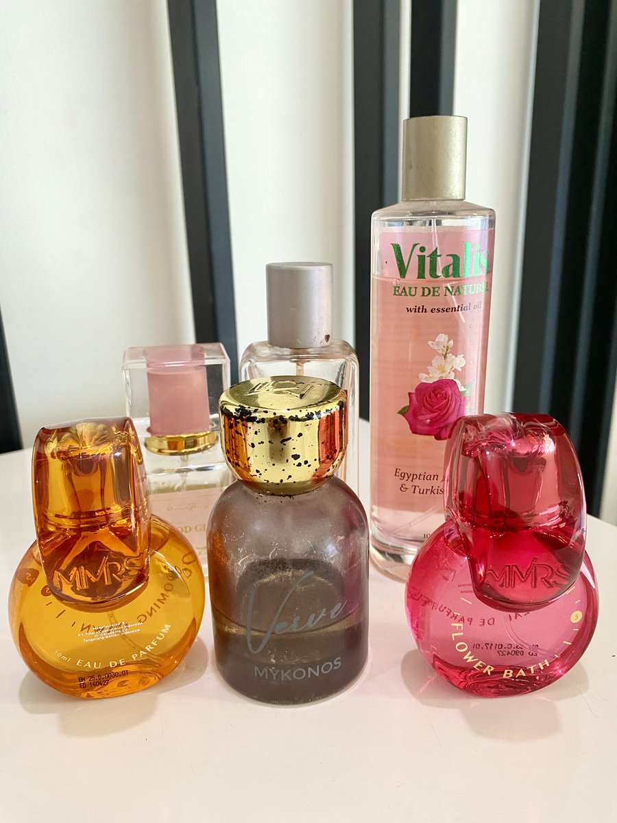 Thenameoflin's tweet photo. TOP 3 PARFUM LOKAL DAILY YANG SPL NYA DAR DER DOR CUMA
10ORB AN 💌

Cocok buat dipake outdoor ataupun indoor + GABIKIN PUSING🫶🏻 https://t.co/VNJN0jnepL
