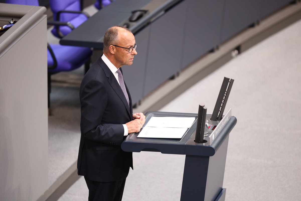 CDU Deutschlands (@cdu) on Twitter photo „Wir werden die #Bundeswehr zur stärksten konventionellen Armee Europas machen, wie es unsere Partner von uns zu Recht erwarten angesichts unserer Größe, unserer Leistungskraft und unserer geografischen Lage", so <a href="/_FriedrichMerz/">Friedrich Merz</a> bei seiner Regierungserklärung. „Wir werden die #Bundeswehr zur stärksten konventionellen Armee Europas machen, wie es unsere Partner von uns zu Recht erwarten angesichts unserer Größe, unserer Leistungskraft und unserer geografischen Lage", so <a href="/_FriedrichMerz/">Friedrich Merz</a> bei seiner Regierungserklärung.