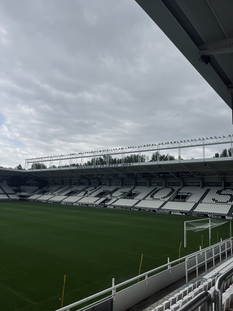 Comienza una nueva etapa en <a href="/Burgos_CF/">Burgos Club de Fútbol</a> 🤍🖤