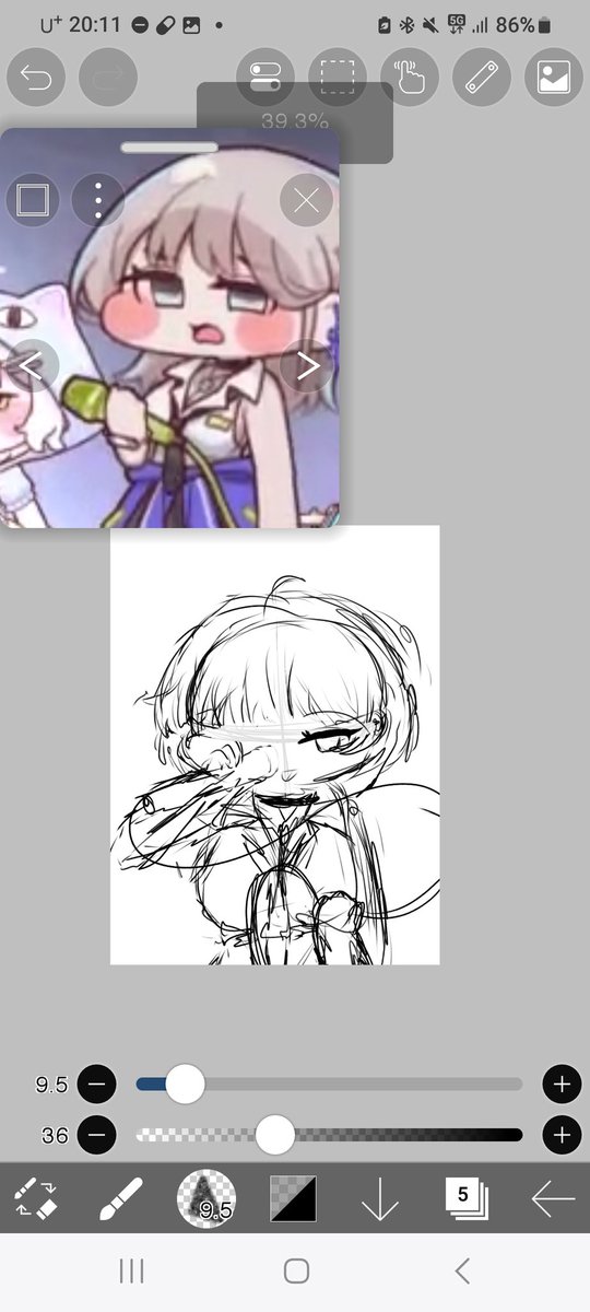 개쩌는 셰이디 구도를 생각해냈는데요
마이크 선을 교주의 목줄처럼 표현한 그시깽이인데요
얼굴을 못 그리겠어요
크아아악