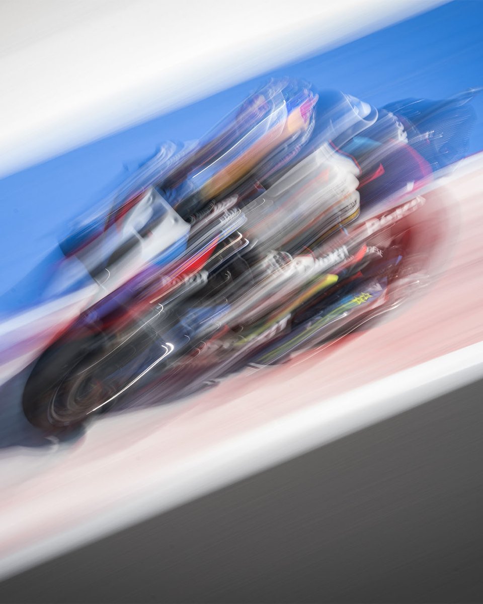 ROKiT BMW Motorrad WorldSBK Team (@smrworldsbk) on Twitter photo Blink and you’ll miss it. 😐
Our BMW Motorrad M 1000 RR World Superbike is capable of breaking the 200mph (320kph) barrier in the right conditions🔥
#WorldSBK #WeAreROKiT #M1000RR
@ROKiT | <a href="/BMWMotorradMoSp/">BMW Motorrad Motorsport</a> Blink and you’ll miss it. 😐
Our BMW Motorrad M 1000 RR World Superbike is capable of breaking the 200mph (320kph) barrier in the right conditions🔥
#WorldSBK #WeAreROKiT #M1000RR
@ROKiT | <a href="/BMWMotorradMoSp/">BMW Motorrad Motorsport</a>