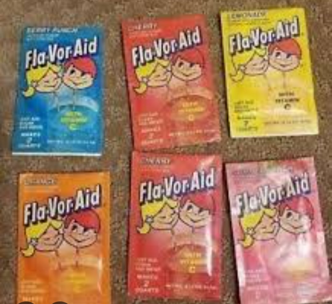 carolinarmb0711's tweet photo. @AndresGuzBJ Jugos Yupi y Flavoraid https://t.co/VtnXQsC79e