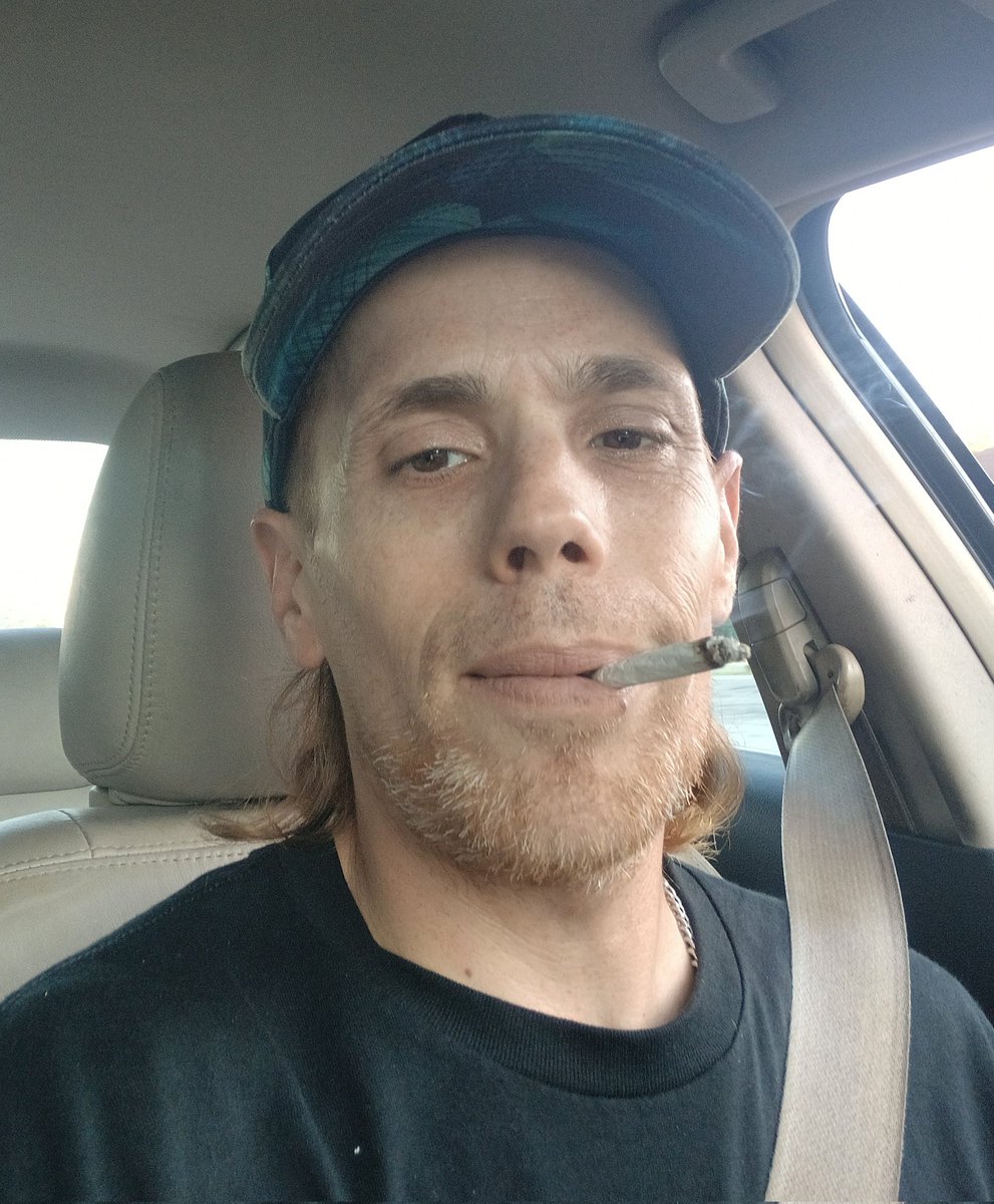 It's gonna be hotter than Beezlebub's balls today, forecast to be 100° fuck me😐💚💨
