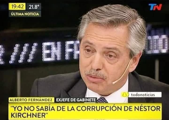 LadyAMA01091892's tweet photo. Este  borracho no tiene 70 años. Perfectamente podría estar en un penal https://t.co/jsmvcDhSAK