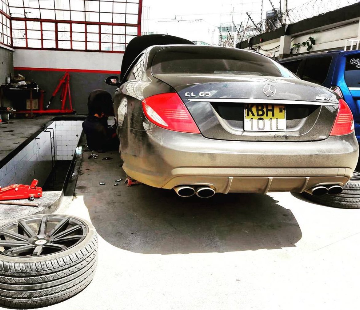 Back in the day, CL63 in for brake pad replacement

#theartofperformance