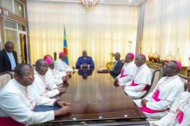 La CENCO s’est très mal prise dans sa démarche de dialogue entre Congolais. Sa neutralité partielle a largement contribué à la méfiance actuelle de l’administration Tshisekedi, une méfiance justifiée car on ne peut être à la fois juge et partie; encore moins médiateur avec un