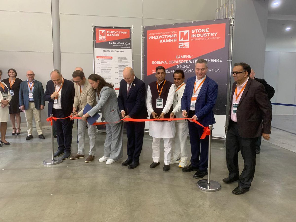 stonemart_india's tweet image. India joins Stone Industry 2025 in Moscow for the first time in an organized way! 🇮🇳
A key step in taking Indian natural stone to global markets.
Exciting B2B meetings, networking & global exposure ahead! 💼🪨
#IndiaInRussia #StoneIndustry2025 #IndianStoneExport #CDOS #LUBIndia