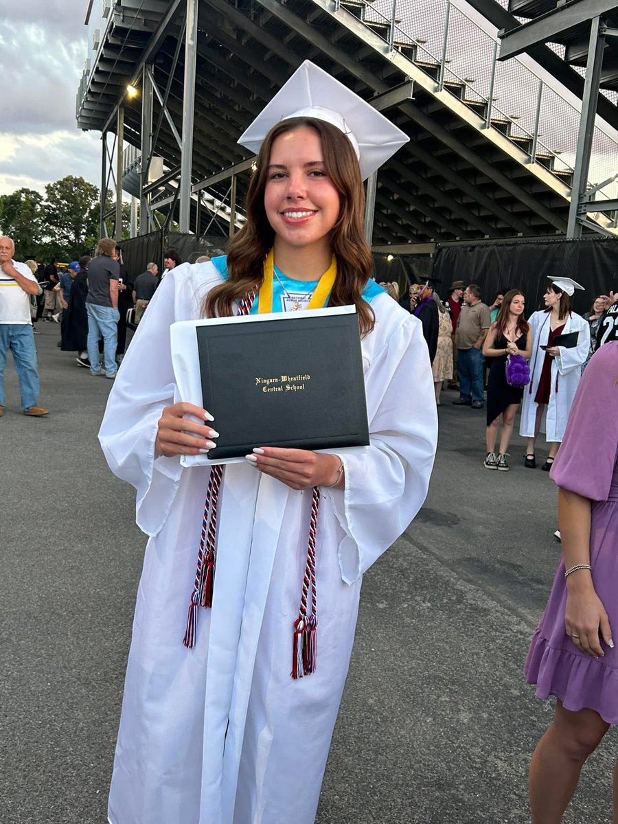 Kaitlin is a 2025 grad!!