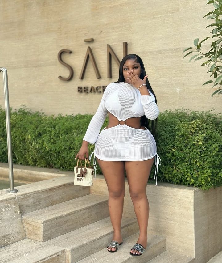 Musa_Khawula's tweet photo. Wandi Ndlovu reveals that while everyone is having fun of her BBL she purchased in Nigeria; she is busy with home renovations with her pussy grab money. https://t.co/Paqd927HfZ
