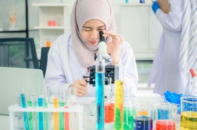 Nearly 70% of Iran's science and engineering graduates are women. 

Most Americans think woman can’t even go to school there. Totally brainwashed by western propaganda.