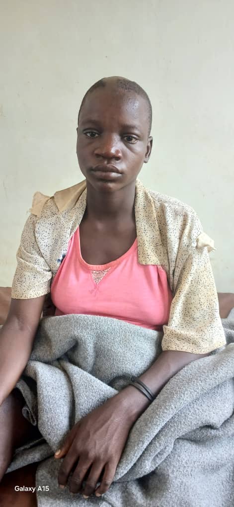 #Attention!!
At Nyapea Hospital, we have  this lady, an 18-year-old PG, at term by palpation, with the name Dawaru Esther. She says her mother's name is Neema Odaru, and the dad's name is Zaki Clinton. She's mentally ill and can't give a clear history. She only speaks Lugbara.