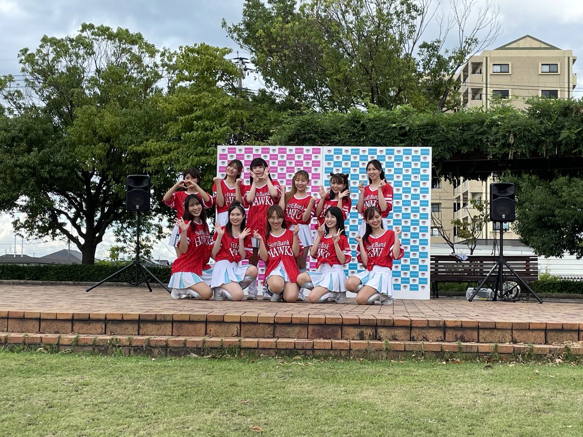 tosuhawksavispa's tweet photo. ２０２１年のサガンティーナはコロナ禍以後の全盛期。あの頃は人数も多くて楽しかったし、ダンスメンバーが多いほど魅力やダンスのインパクトがやっぱり良い！やっぱりサガンティーナは１０人以上居ないね。
#sagantosu https://t.co/sW7OTGcn62