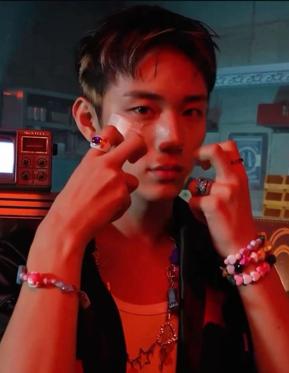 화이팅 tweet media