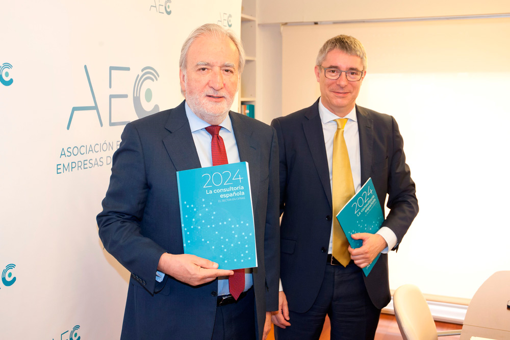 Las #consultoras ingresan 21.982 millones de euros y superan los 285.000 profesionales en 2024
tinyurl.com/4ya28k7a