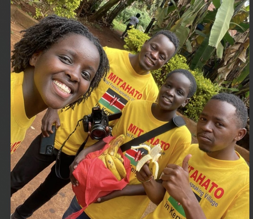 MitahatoFrench's tweet photo. À QUAND VOTRE TOUR????? VISITEZ MITAHATO, VENEZ PARLER FRANÇAIS AVEC NOUS, EN MANGEANT NOS BANANES🍌🍌🍌🍌🍌🍌🍌🍌LES MEILLEURES AU MONDE!!!!🍌🍌 https://t.co/P4f0D6H6k7