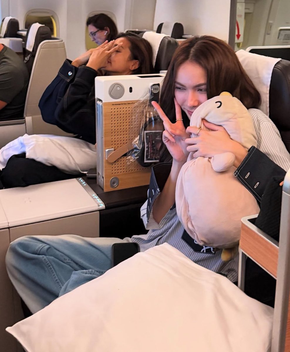 wilxiiix's tweet photo. Together All the way👭🏻 https://t.co/K7kdGtJwkX