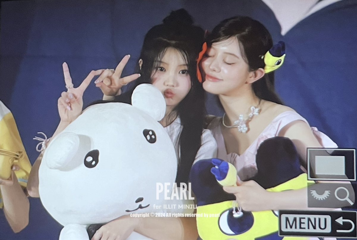 pearl_mj511's tweet photo. 250624
#아일릿 #민주 #원희 #ILLIT #MINJU #WINHEE https://t.co/7JE3xIEwWB