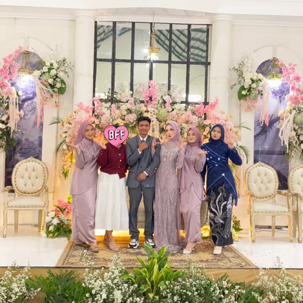 missabilaa's tweet photo. 3/5 sold🕊️
Next mellia&amp;nopil🥰 https://t.co/3KKzI8c6x2