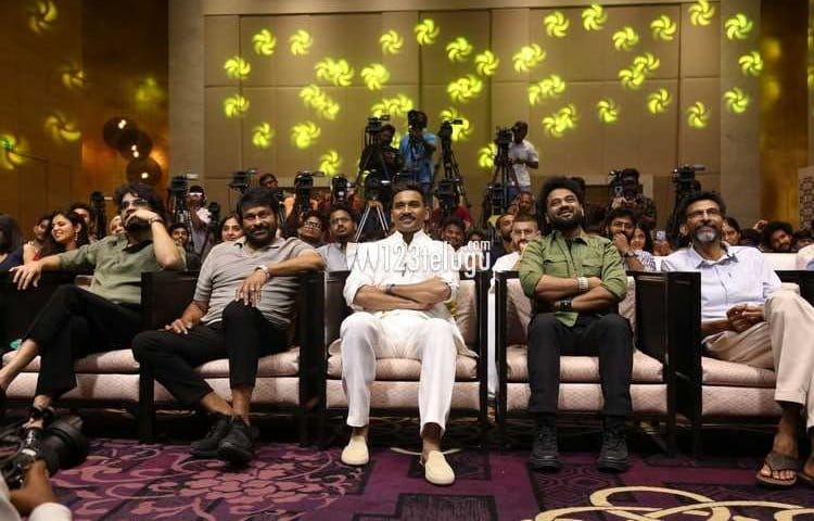 Dhanush just did what only Rajinikanth has done before.
Back-to-back double-digit grossers for 3 days in Telugu states.
That’s not just stardom, that’s dominance.