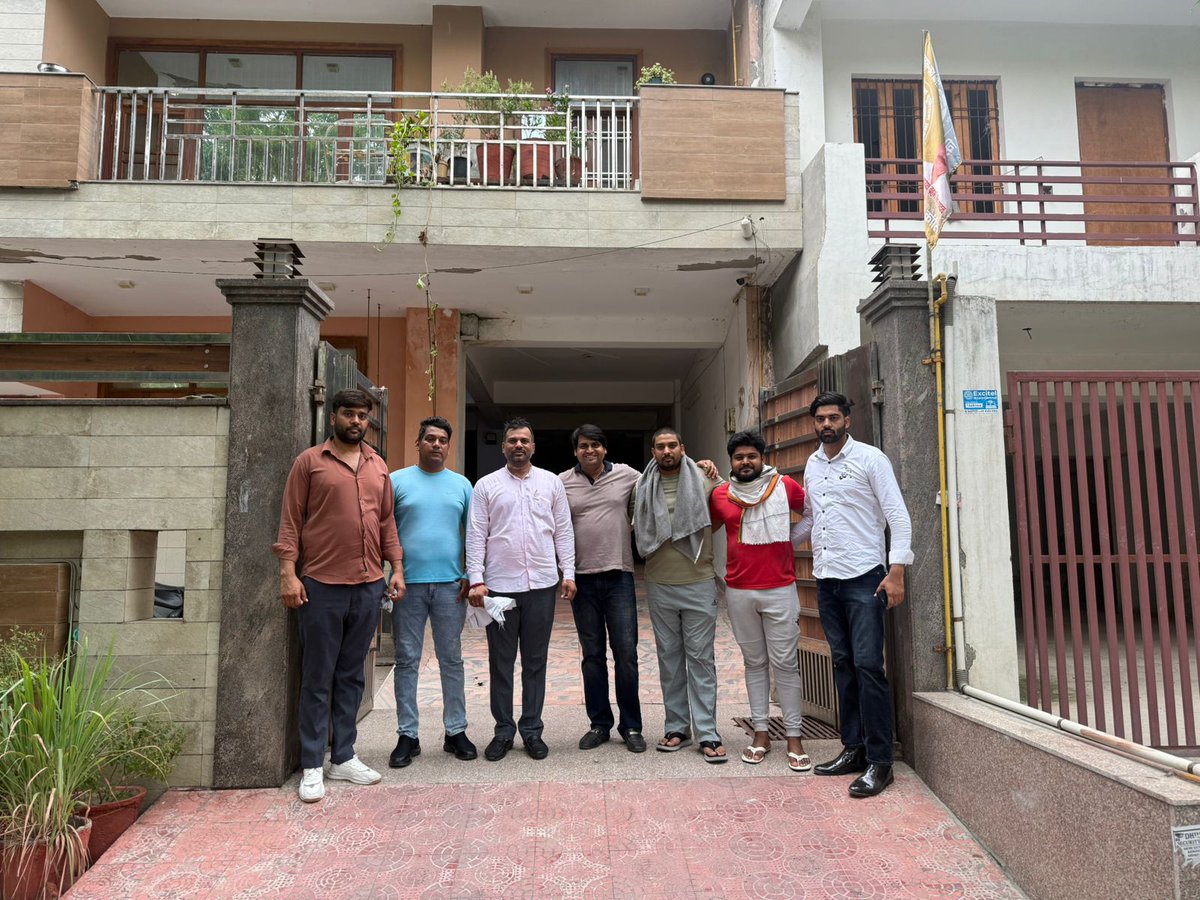 Ravindar Yadav (प्रदेश सचिव) (@rkydv05) on Twitter photo बड़े भाई श्री सोनू मंडार बली जी को भारतीय किसान यूनियन क्रांति से बागपत जिला अध्यक्ष बनाये जाने पर बहुत-बहुत बधाई एवं हार्दिक शुभकामनाएँ 🙏💐❤️..??
!! रविन्द्र यादव प्रदेश सचिव सर्फाबाद !! <a href="/BagpatDm/">DM Baghpat</a> <a href="/BagpatDoprup/">DPRO BAGHPAT</a> <a href="/bagpat/">Bagpat</a> <a href="/Bkukraanti/">Sonu Yadav प्रदेश संगठन मंत्री</a> <a href="/i_patrakara/">पत्रकार रविंद्र भाई</a> <a href="/AhirVippy/">Vippy AhiR</a> <a href="/dpk_BKU_KRANTI/">DEEPAK YADAV (प्रदेश सचिव)</a> बड़े भाई श्री सोनू मंडार बली जी को भारतीय किसान यूनियन क्रांति से बागपत जिला अध्यक्ष बनाये जाने पर बहुत-बहुत बधाई एवं हार्दिक शुभकामनाएँ 🙏💐❤️..??
!! रविन्द्र यादव प्रदेश सचिव सर्फाबाद !! <a href="/BagpatDm/">DM Baghpat</a> <a href="/BagpatDoprup/">DPRO BAGHPAT</a> <a href="/bagpat/">Bagpat</a> <a href="/Bkukraanti/">Sonu Yadav प्रदेश संगठन मंत्री</a> <a href="/i_patrakara/">पत्रकार रविंद्र भाई</a> <a href="/AhirVippy/">Vippy AhiR</a> <a href="/dpk_BKU_KRANTI/">DEEPAK YADAV (प्रदेश सचिव)</a>