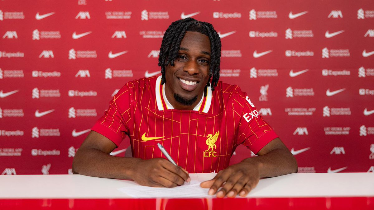 Ian Young ⚽️🎬📖📱 (@ianyoungkop) on Twitter photo 
