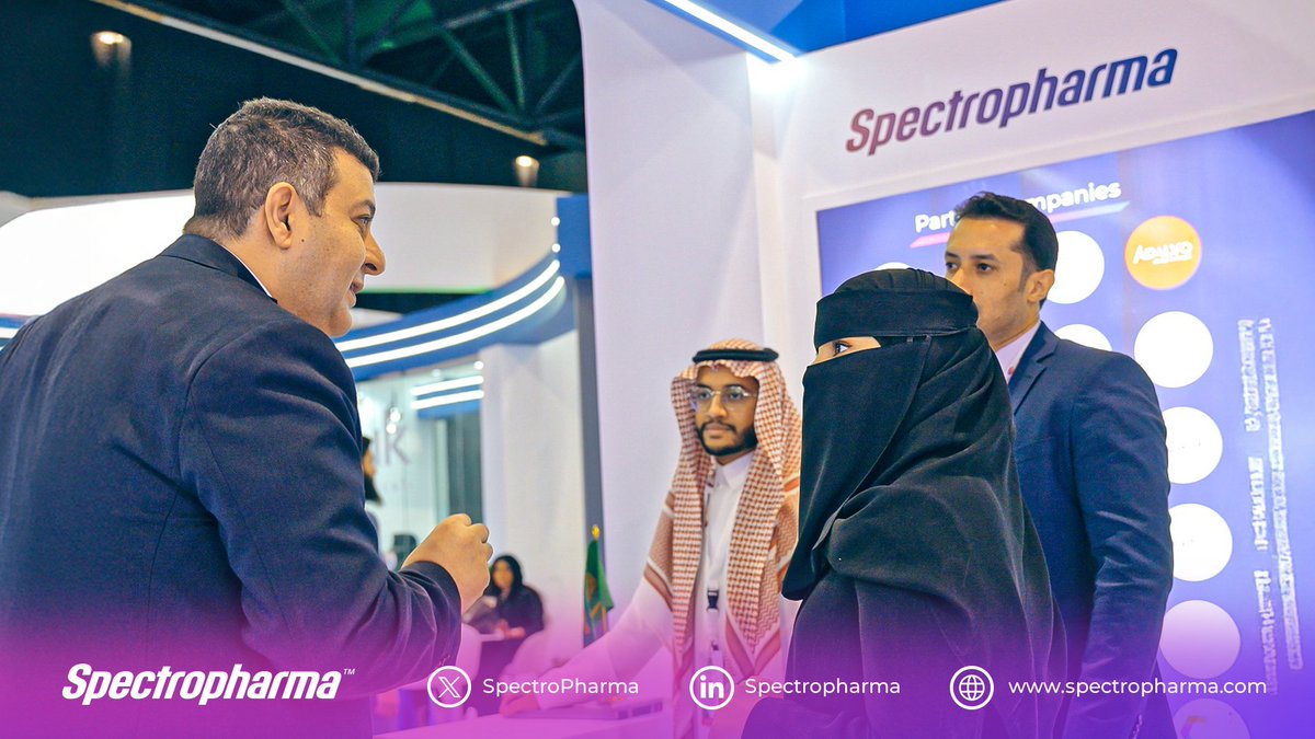 spectropharma's tweet photo. لقطات من زيارات الحضور لجناح #سبكتروفارما خلال #منتدى_الصناعة_السعودي في #الظهران ، للتعرف على خدمات وإنجازات الشركة في دعم القطاع الدوائي في المملكة.
#Spectropharma
#SIF2025 https://t.co/vnWCKum6BU